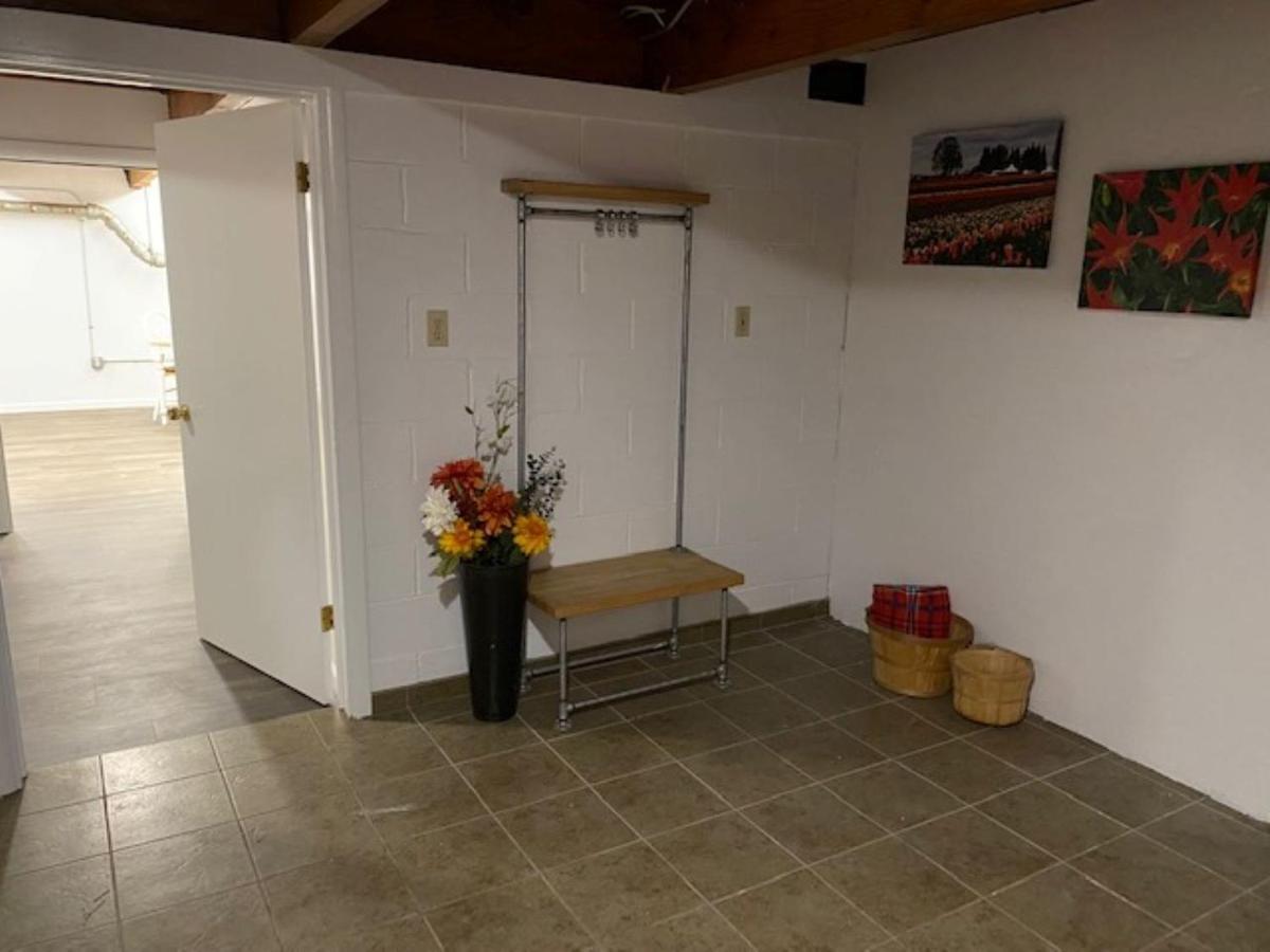 Spacious Lower Level Living All For You! Corvallis Bagian luar foto
